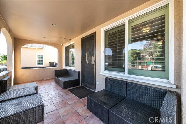 San Fernando, CA 91340,921 N Brand BLD