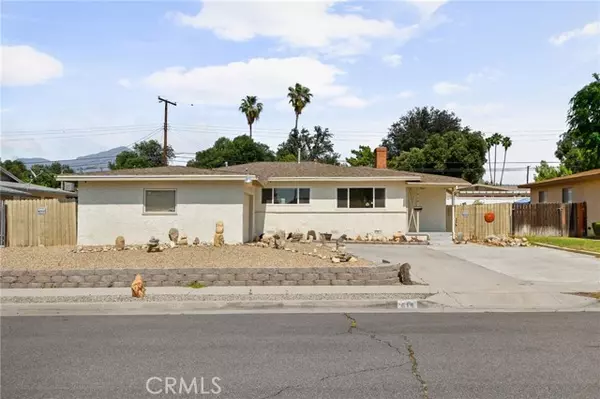 614 Naomi ST, Redlands, CA 92374