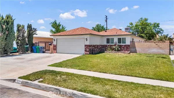 Lancaster, CA 93534,45121 17th St W