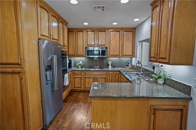 Valencia, CA 91355,26010 Coronado CT