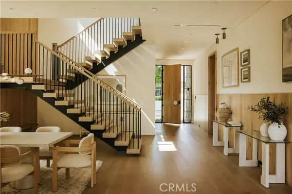Valley Village, CA 91602,11556 Blix ST