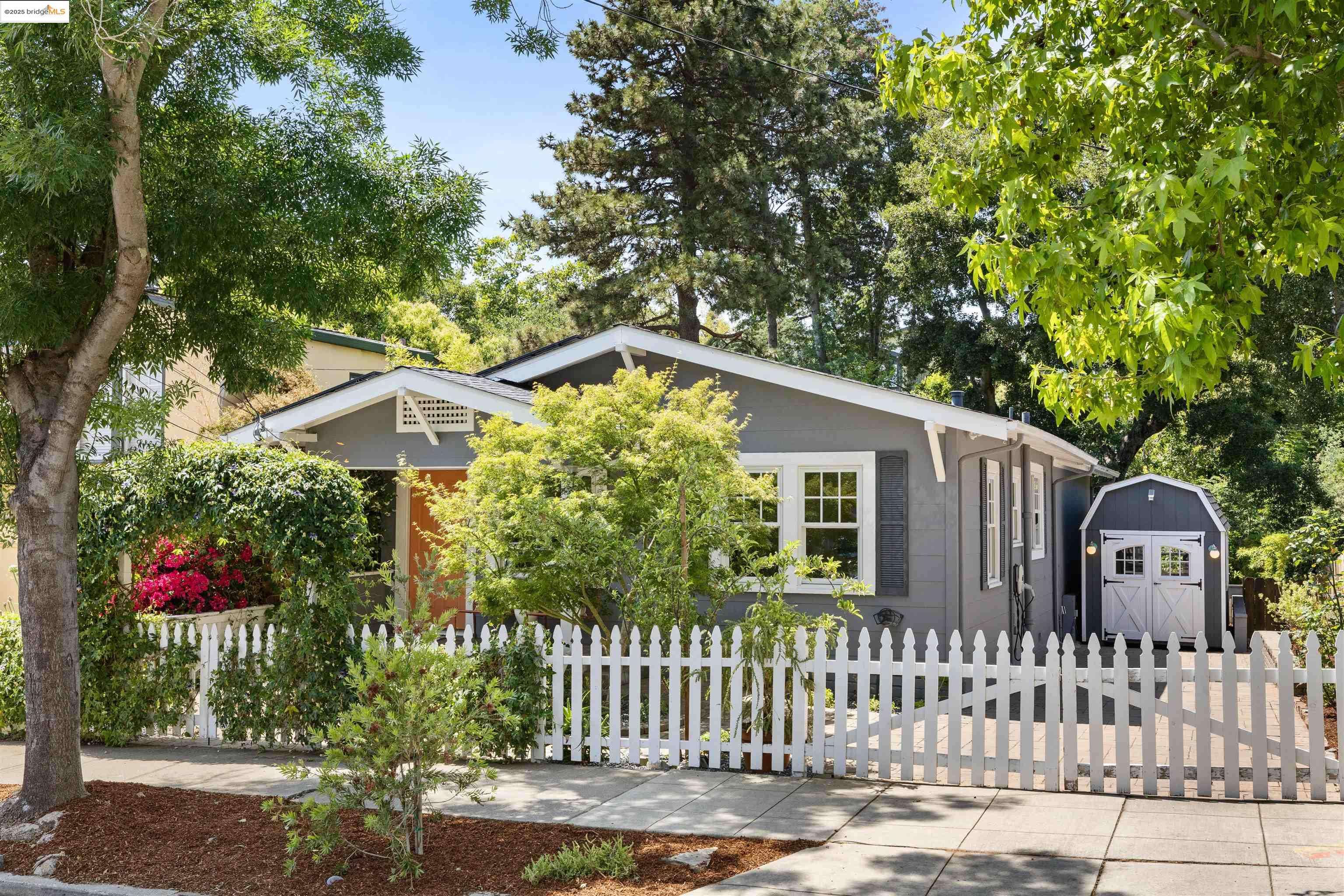 3999 Whittle Ave, Oakland, CA 94602