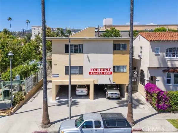 Los Angeles, CA 90028,5923 Carlton WAY