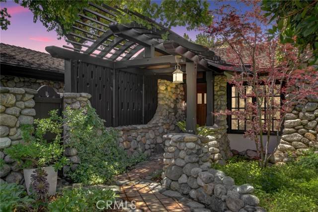 2293 Bonnie Brae AVE, Claremont, CA 91711