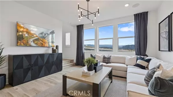 Rancho Mission Viejo, CA 92694,332 Fawn ST