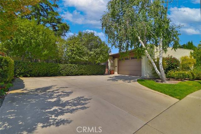813 Woodlawn DR, Thousand Oaks, CA 91360