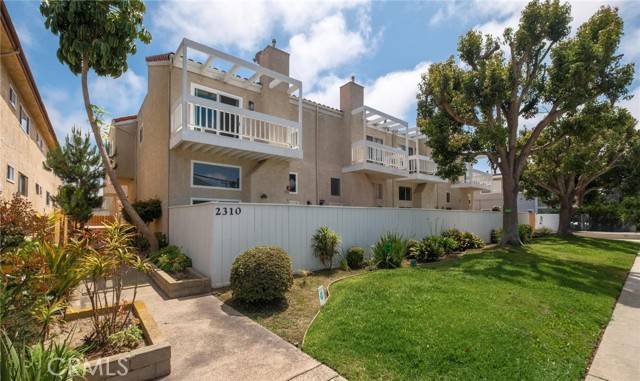 2310 Vanderbilt LN 4, Redondo Beach, CA 90278