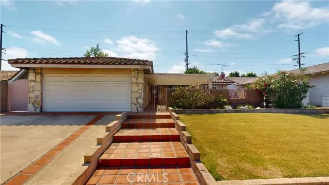 17573 Santa Cristobal ST, Fountain Valley, CA 92708