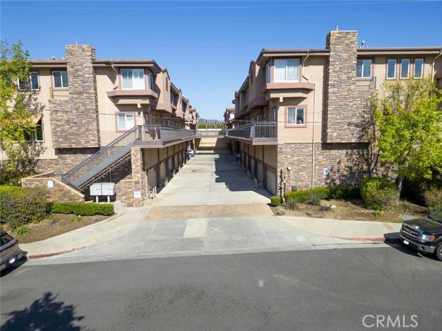 5241 Colodny DR 301, Agoura Hills, CA 91301