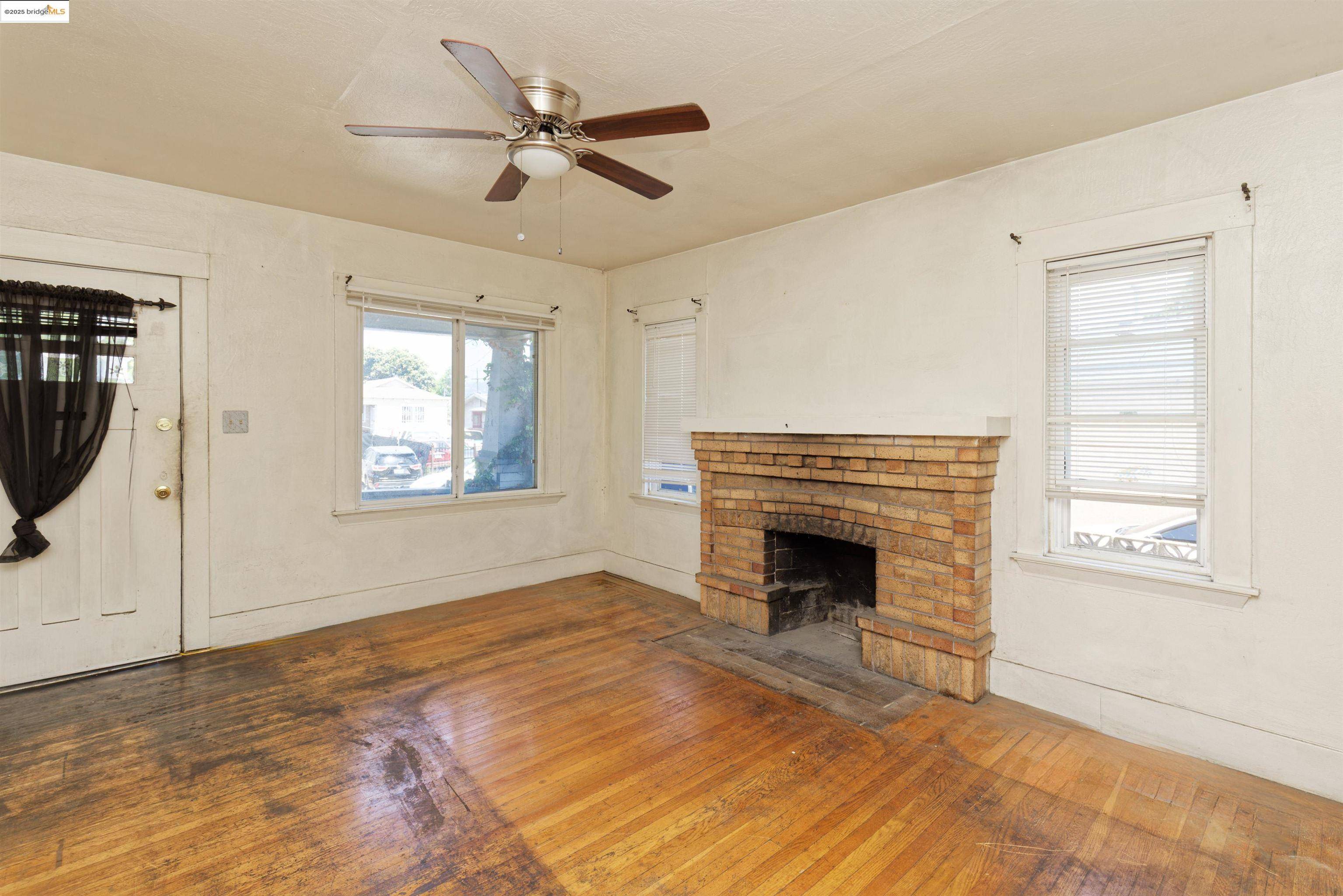 Oakland, CA 94603,1116 Elmhurst Ave