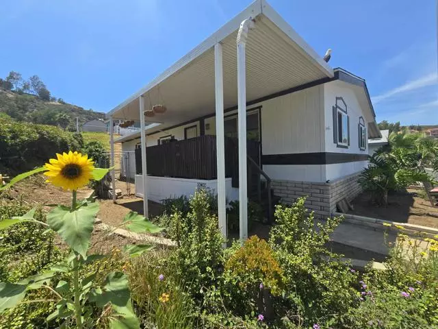 Lakeside, CA 92040,10880 Highway 67 58