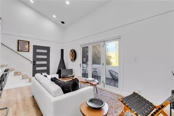 Glendale, CA 91206,501 Solway ST