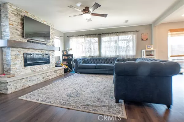 Lake Elsinore, CA 92532,34133 Dianthus LN