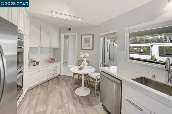 Walnut Creek, CA 94595,3288 Terra Granada Dr 3C