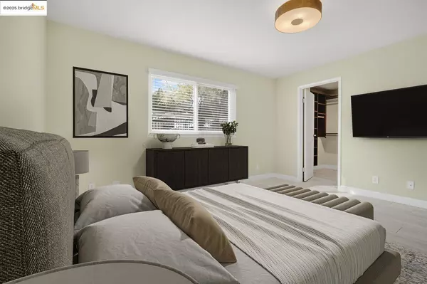 Oakland, CA 94605-9999,8711 Mountain Blvd 28