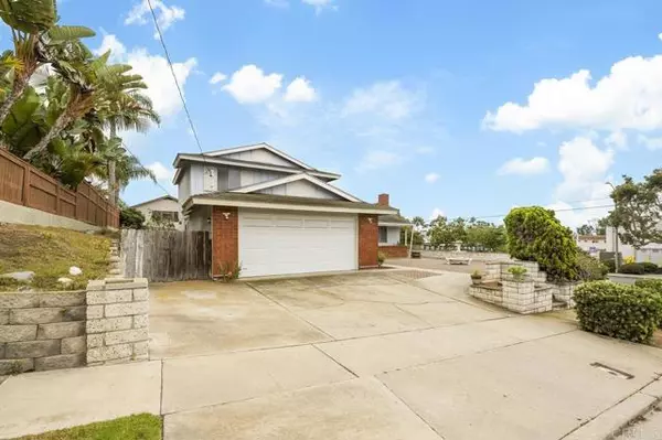 Carlsbad, CA 92008,1113 Camino Del Sol CIR