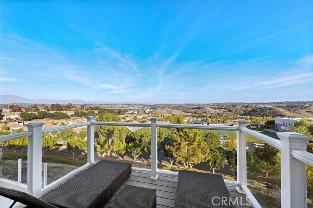 Aliso Viejo, CA 92656,24 Lyon RDG