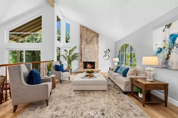 Rolling Hills Estates, CA 90274,23 Quarterhorse LN