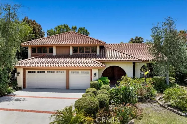 23 Quarterhorse LN, Rolling Hills Estates, CA 90274