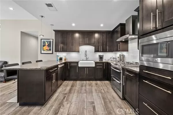 Valencia, CA 91355,25603 Alicante DR