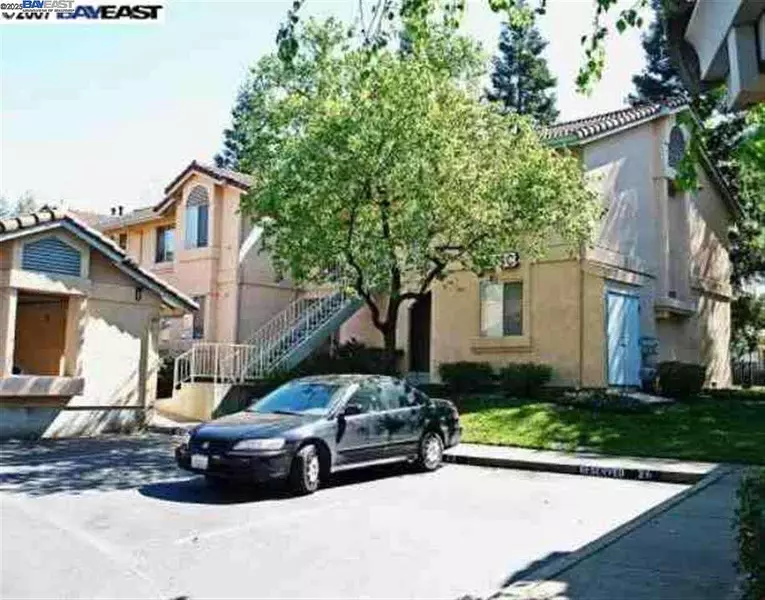 4721 NICOL CMN 103, Livermore, CA 94550-7246