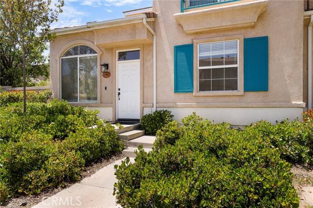 27861 Crown Court CIR 72, Valencia, CA 91354