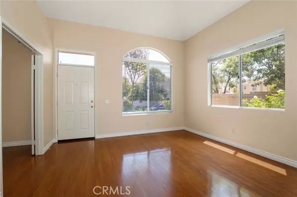 Valencia, CA 91354,27861 Crown Court CIR 72