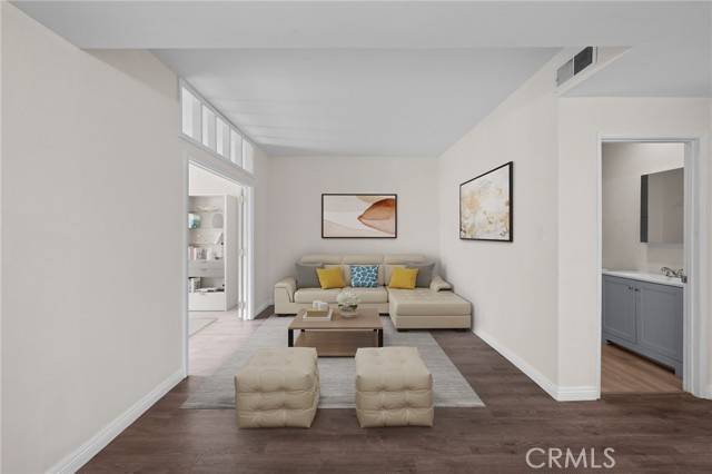 West Hollywood, CA 90069,1228 N La Cienega BLD 105