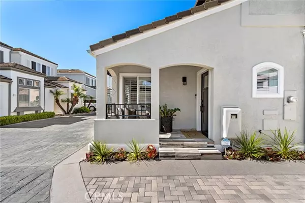 Newport Beach, CA 92663,700 Lido Park DR 33
