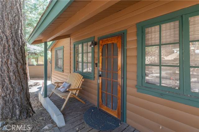 796 Silver Tip DR, Big Bear Lake, CA 92315