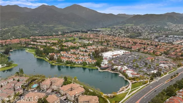 Rancho Santa Margarita, CA 92688,52 Via Prado