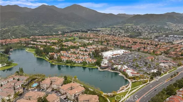 Rancho Santa Margarita, CA 92688,52 Via Prado