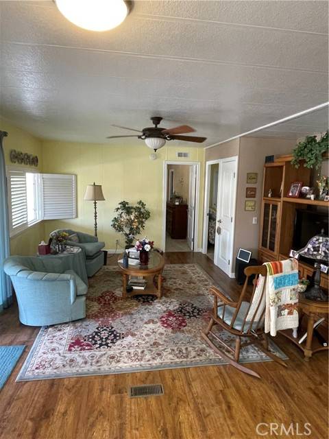 Brea, CA 92821,686 Wood Lake DR 8