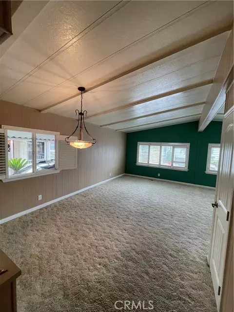 Brea, CA 92821,686 Wood Lake DR 8