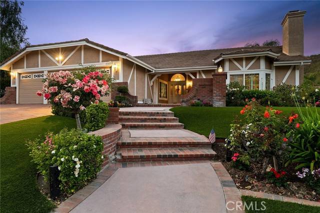 29773 Kimberly DR, Agoura Hills, CA 91301