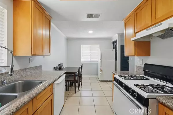 Pomona, CA 91767,1657 E Kingsley AVE B