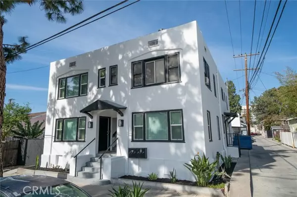 Santa Ana, CA 92701,415 W Pine ST