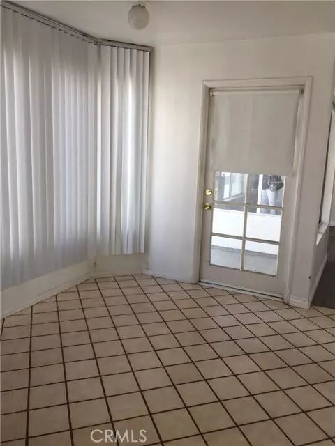 Gardena, CA 90247,1509 W 146th ST 5