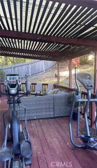 Willits, CA 95490,27009 Hawk CT