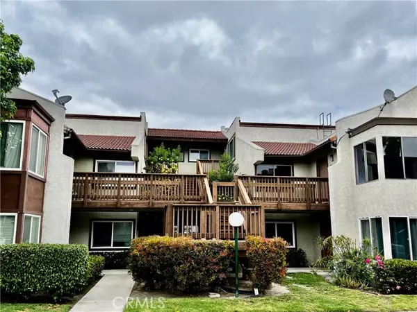 Anaheim, CA 92805,967 S Citron ST 3