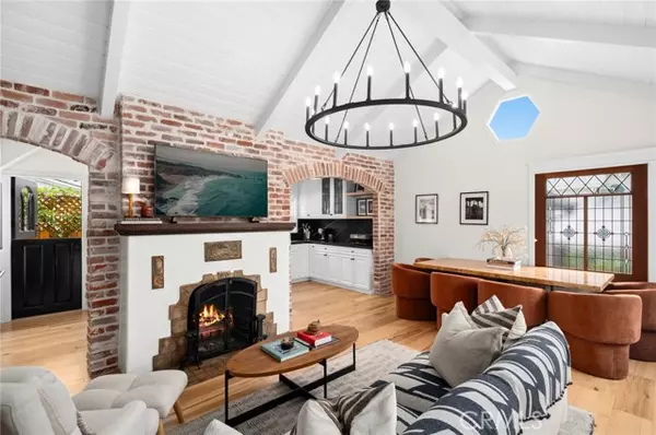 Laguna Beach, CA 92651,615 Seaview ST