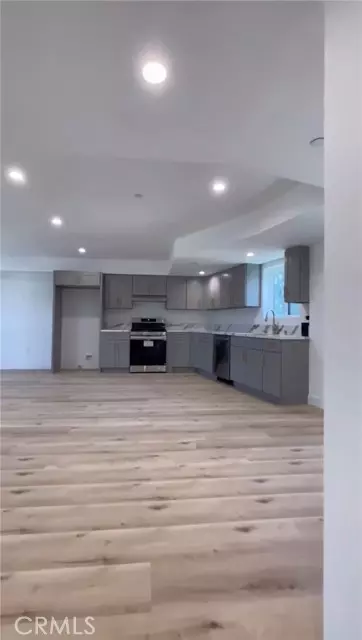 Sylmar, CA 91342,14487 Foothill BLD 1