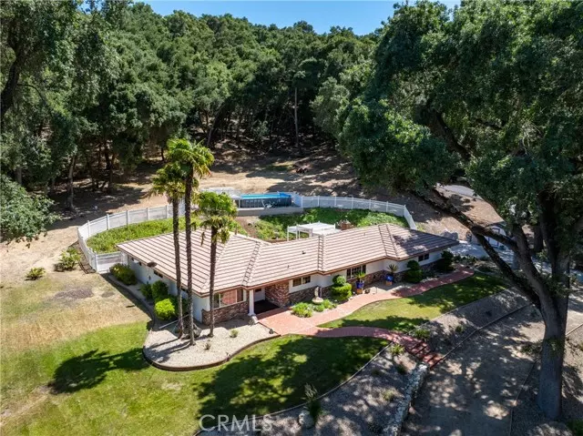 7735 Del Rio RD, Atascadero, CA 93422