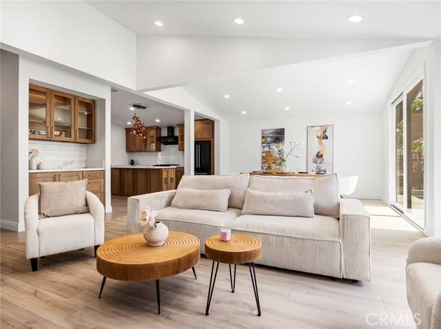 Porter Ranch, CA 91326,11410 Reseda BLD