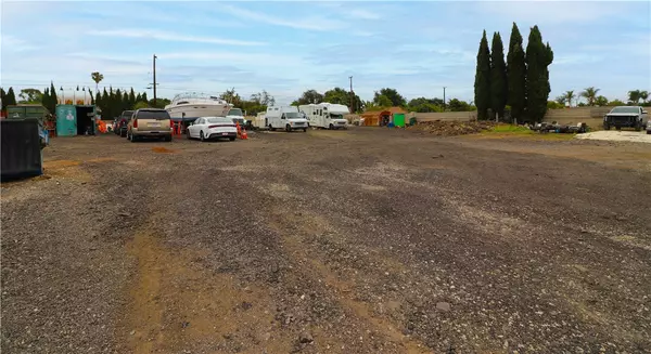 Santa Ana, CA 92704,803 S Sullivan ST