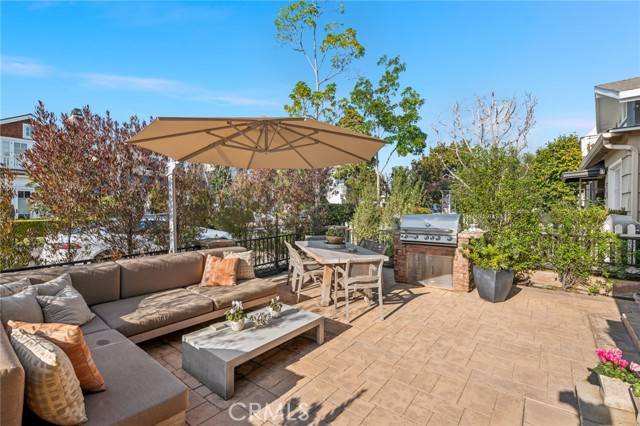 Corona Del Mar, CA 92625,610 Marigold AVE