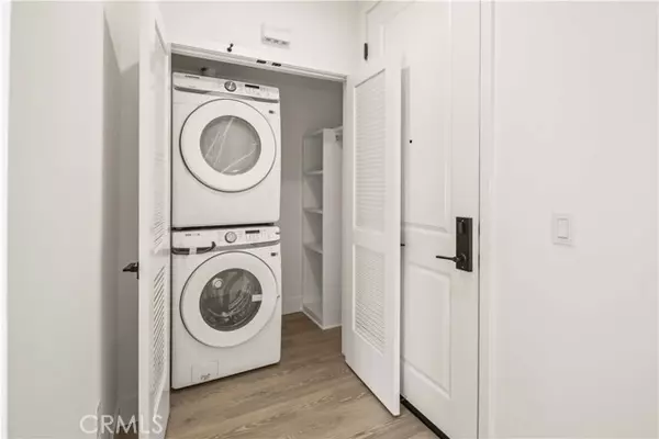 North Hollywood, CA 91606,11714 Archwood ST 308