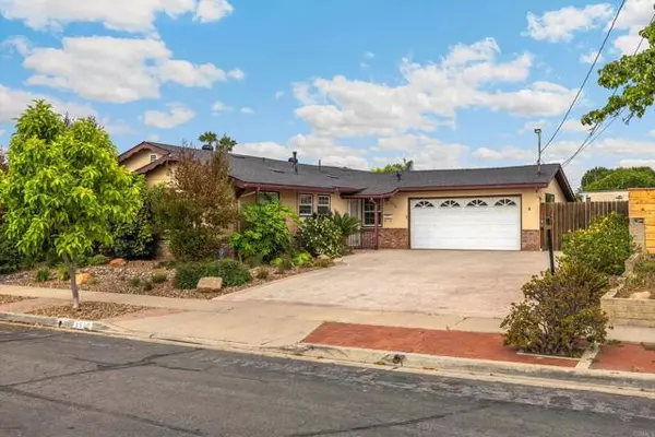 La Mesa, CA 91942,5530 Heidi ST