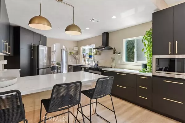 Sylmar, CA 91342,13646 1/2 Dronfield AVE