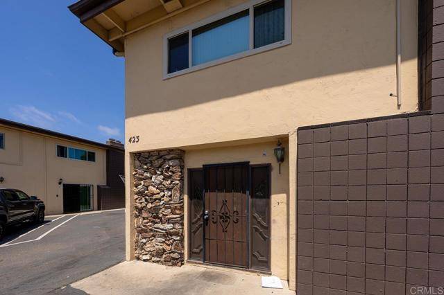 423 Woodlawn Ave A, Chula Vista, CA 91910